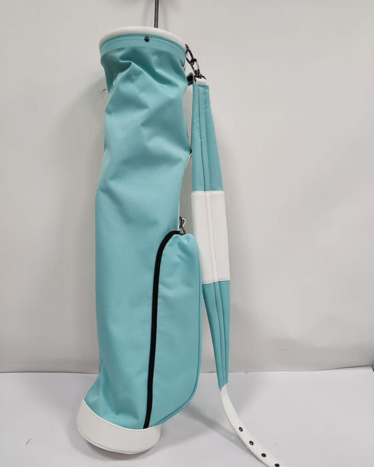 HLOVES Handcrafted Golf Bag – Limited Edition