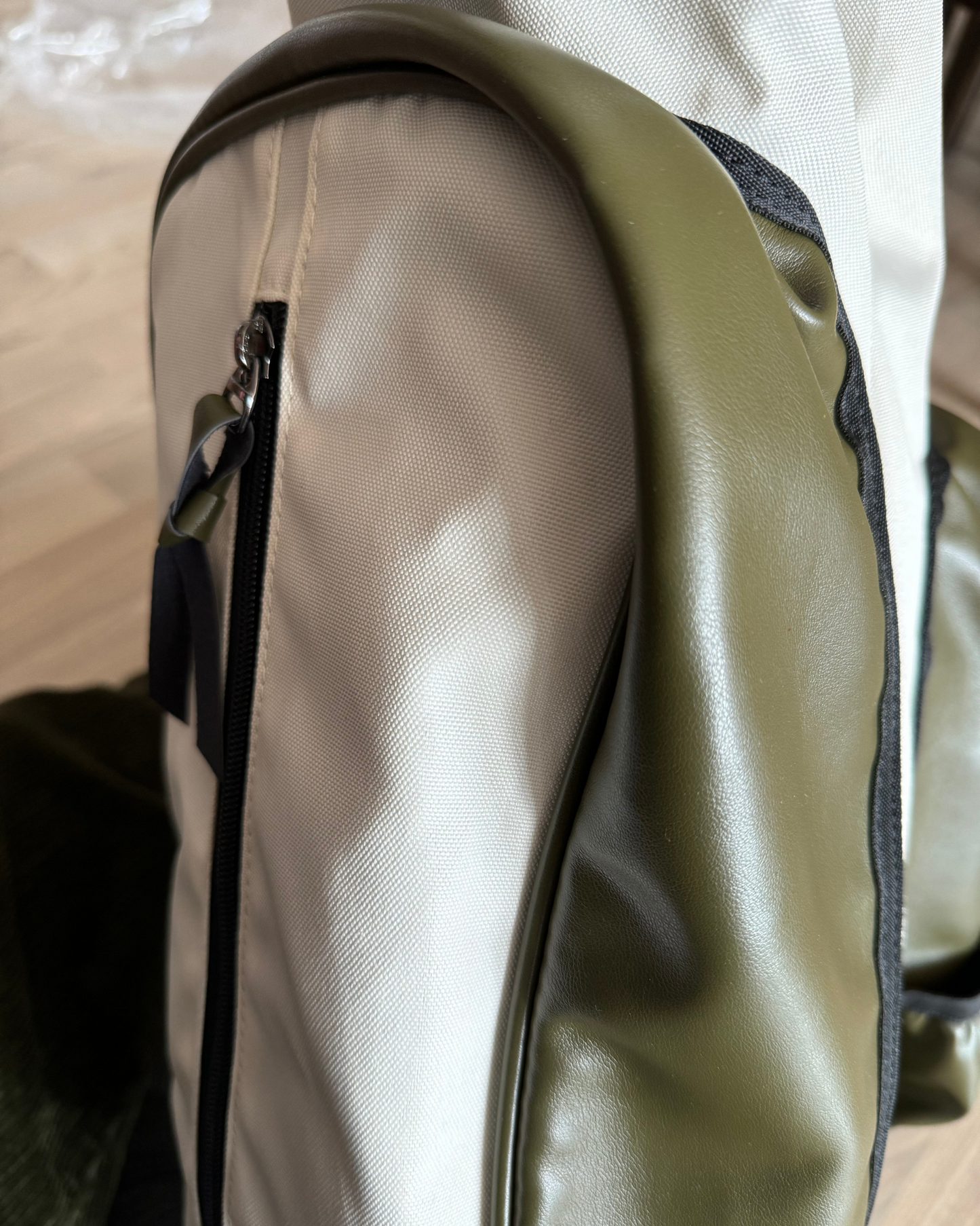 HLOVES Handcrafted Golf Bag – Limited Edition
