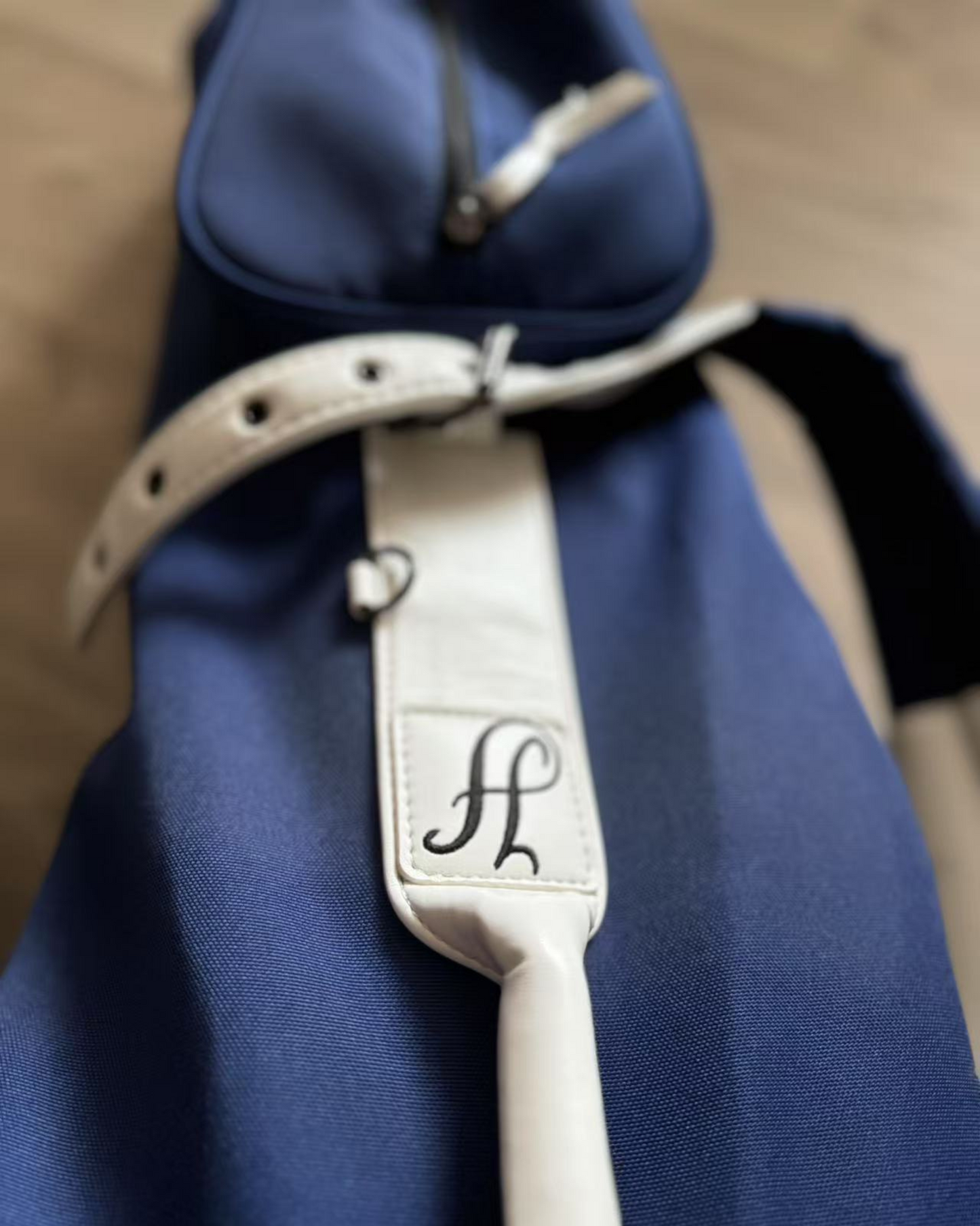 HLOVES Handcrafted Golf Bag – Limited Edition