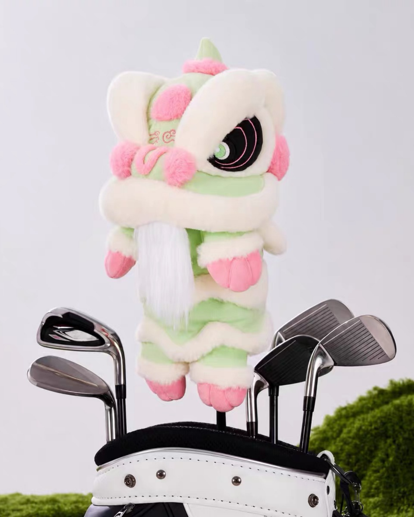Crimson Dance Lion Headcover – Driver